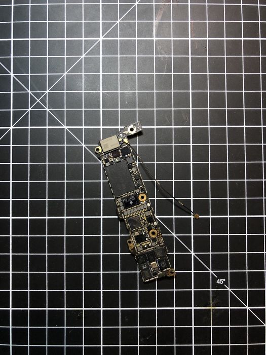 Запчастини до Iphone 5s