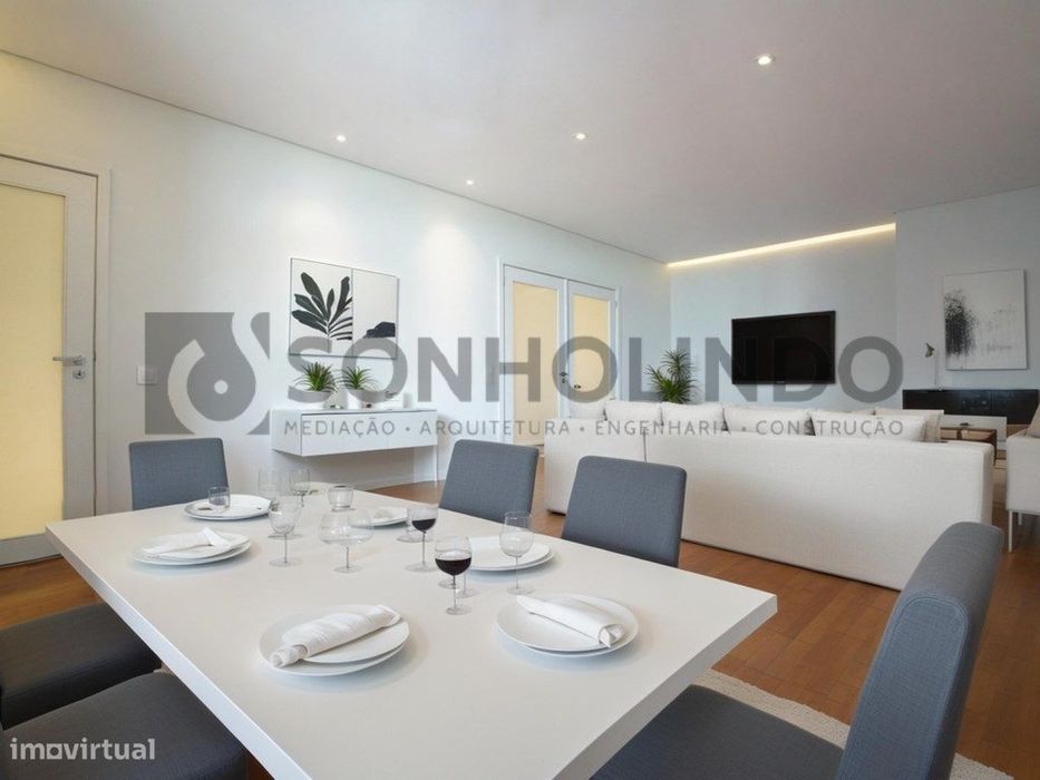 Apartamento T4 totalmente renovado em Nogueira da Maia