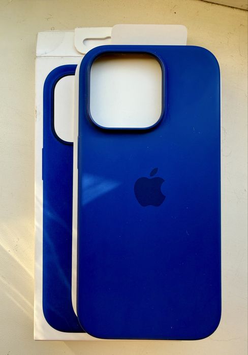Чохол для iPhone 16 Pro Silicone Case Ultramarine