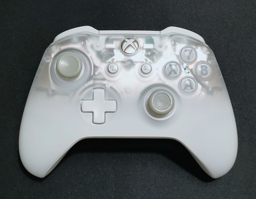 XBOX pad Phantom White