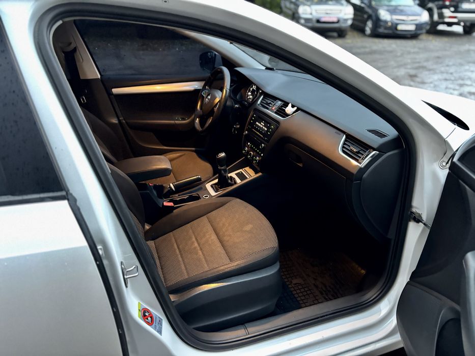 Продвм Skoda Octavia A7 2013