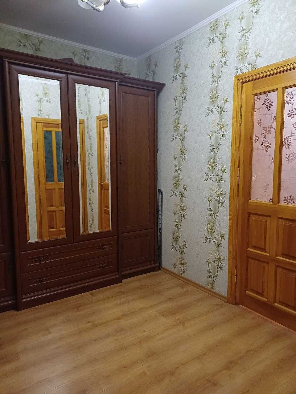 Продам квартиру на Руданского Степана ул., 4-6,