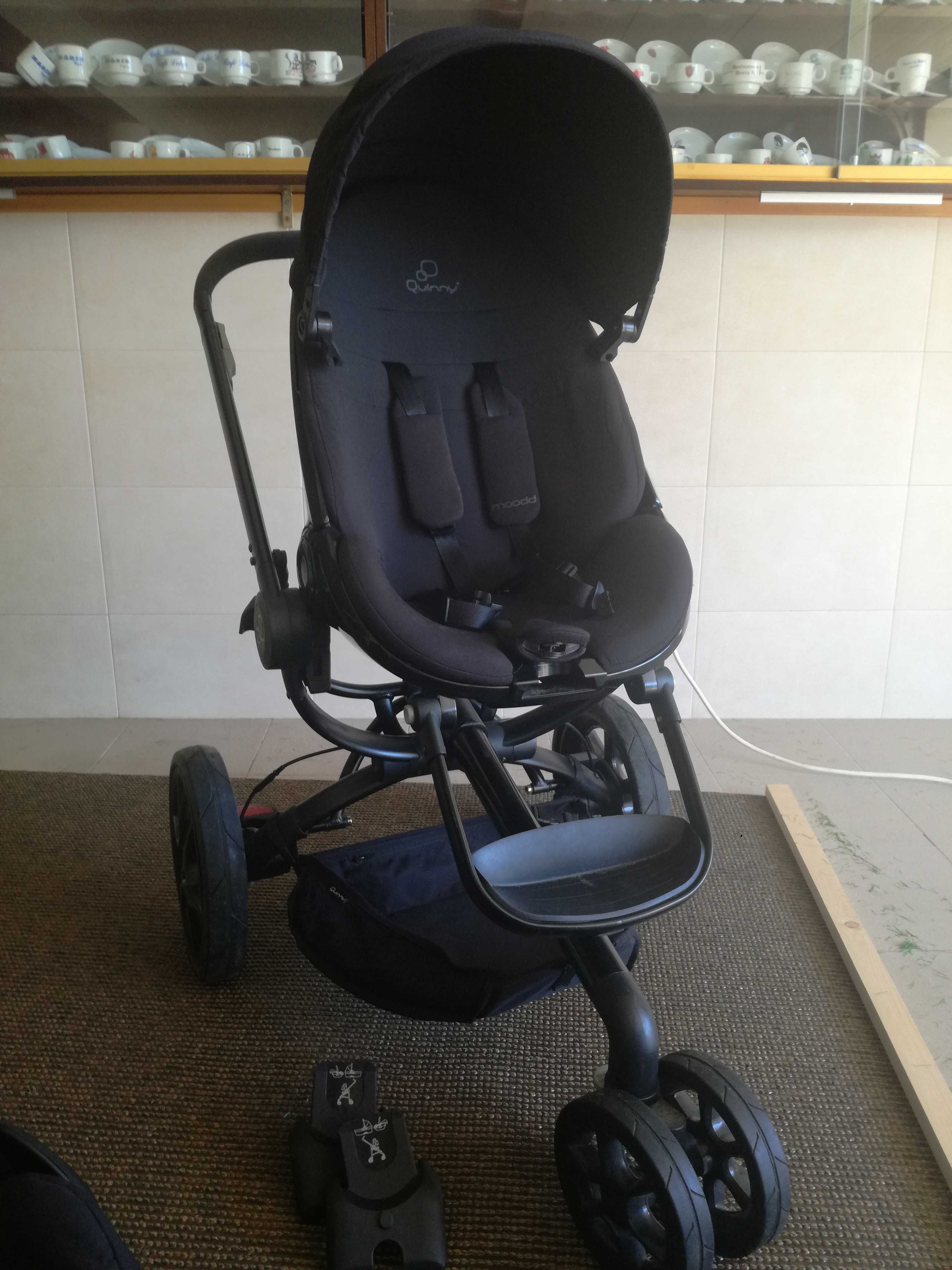 Carrinho Bébé Quinny com base isofix