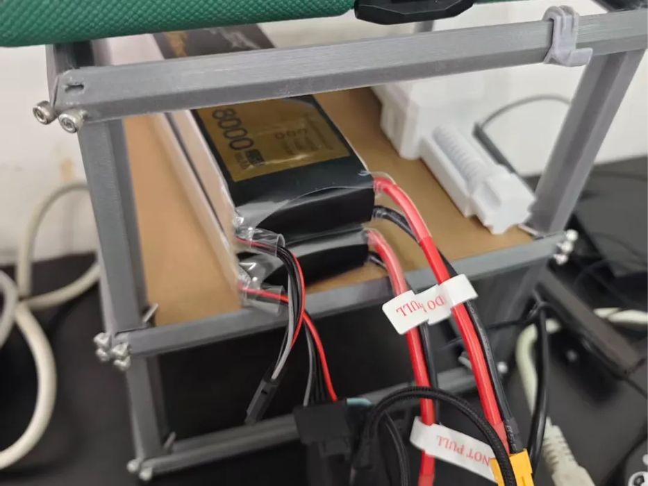 Prateleira Robusta com Fixação por Parafusos