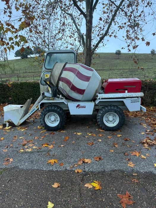 Autobetoneira D´Avino 4-12