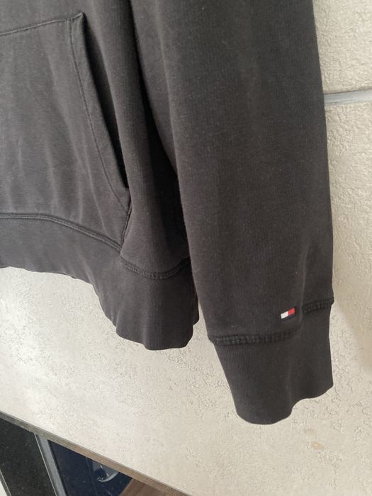 Czarna bluza z kapturem Tommy Hilfiger