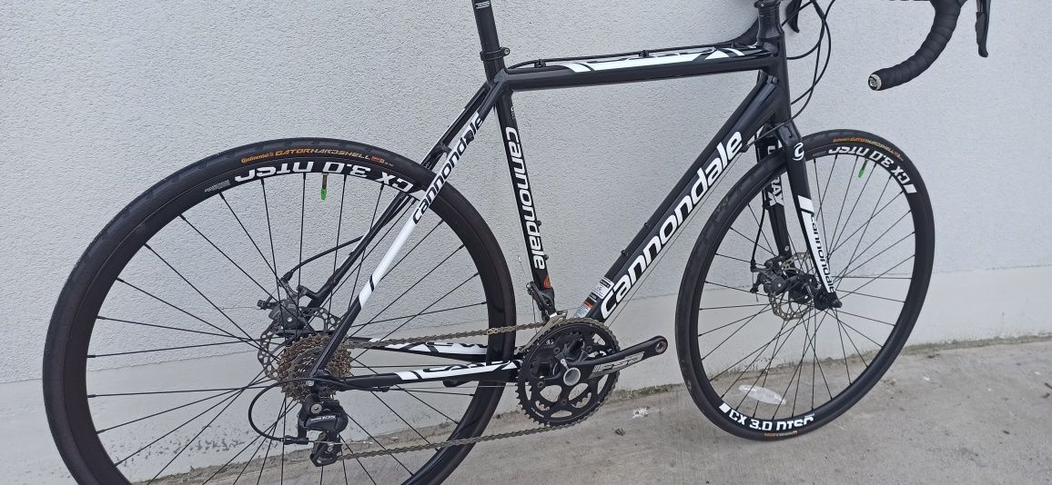 CANNONDALE CAADX (przełaj/gravel), Shimano 105, Rozmiar 54