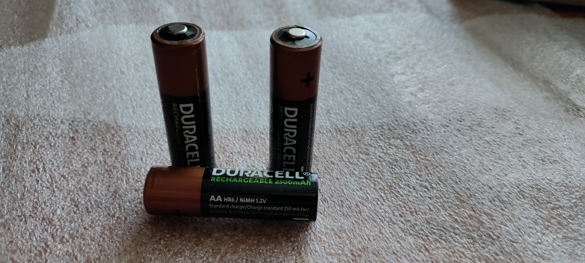 Пальчиковые аккумуляторы Duracell AA HR6 1,2v