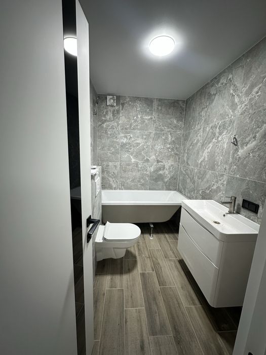 **ЦЕНТР! Перша Здача 1-Кімн класу ЛЮКС! Р-Н ПРОГРЕС