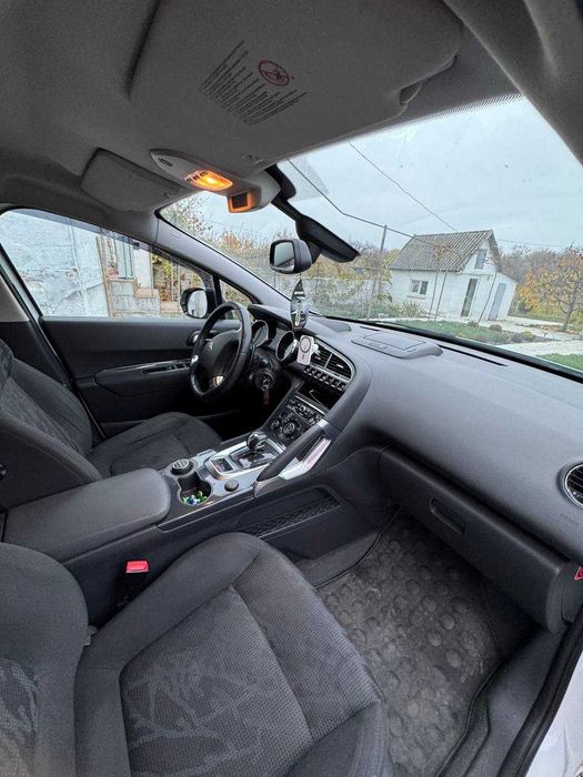 Peugeot 3008, гібрид, дизель, мотор 2.0, кінець 2013 рік