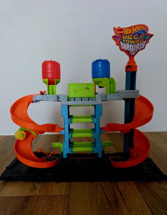Zestaw myjnia hot wheels