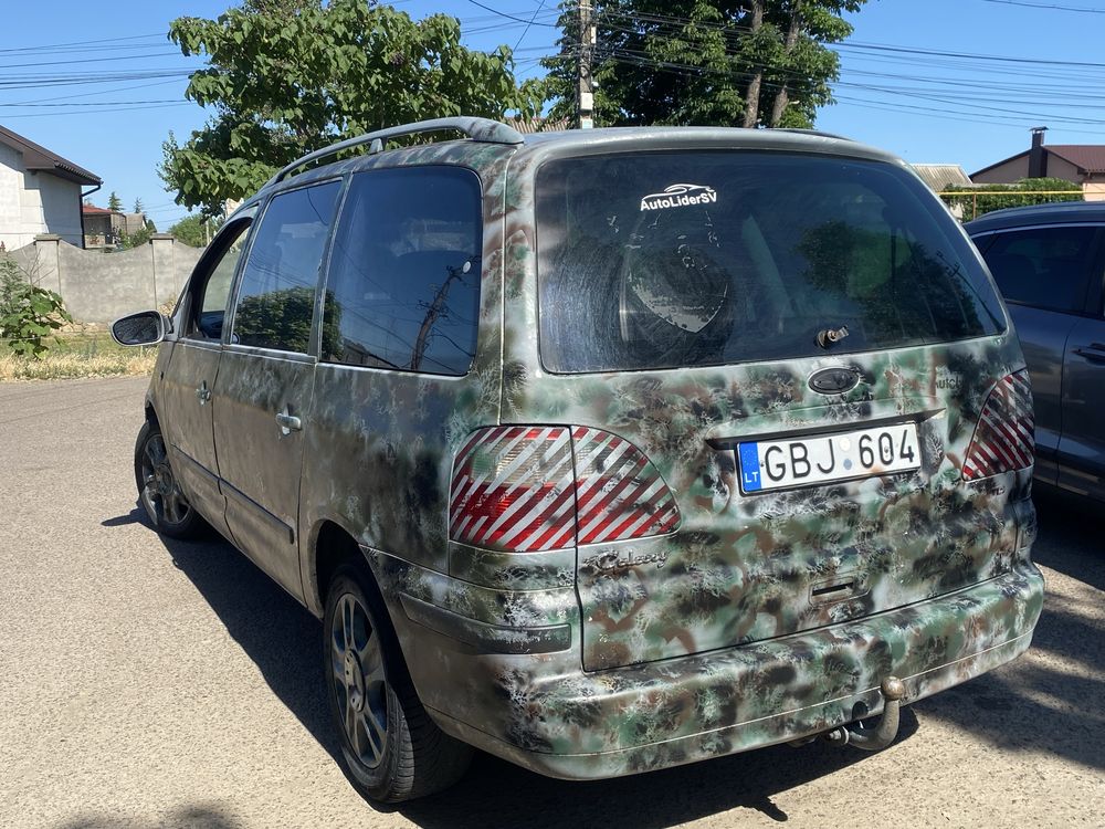 Продам своего форда на уверенном ходу !