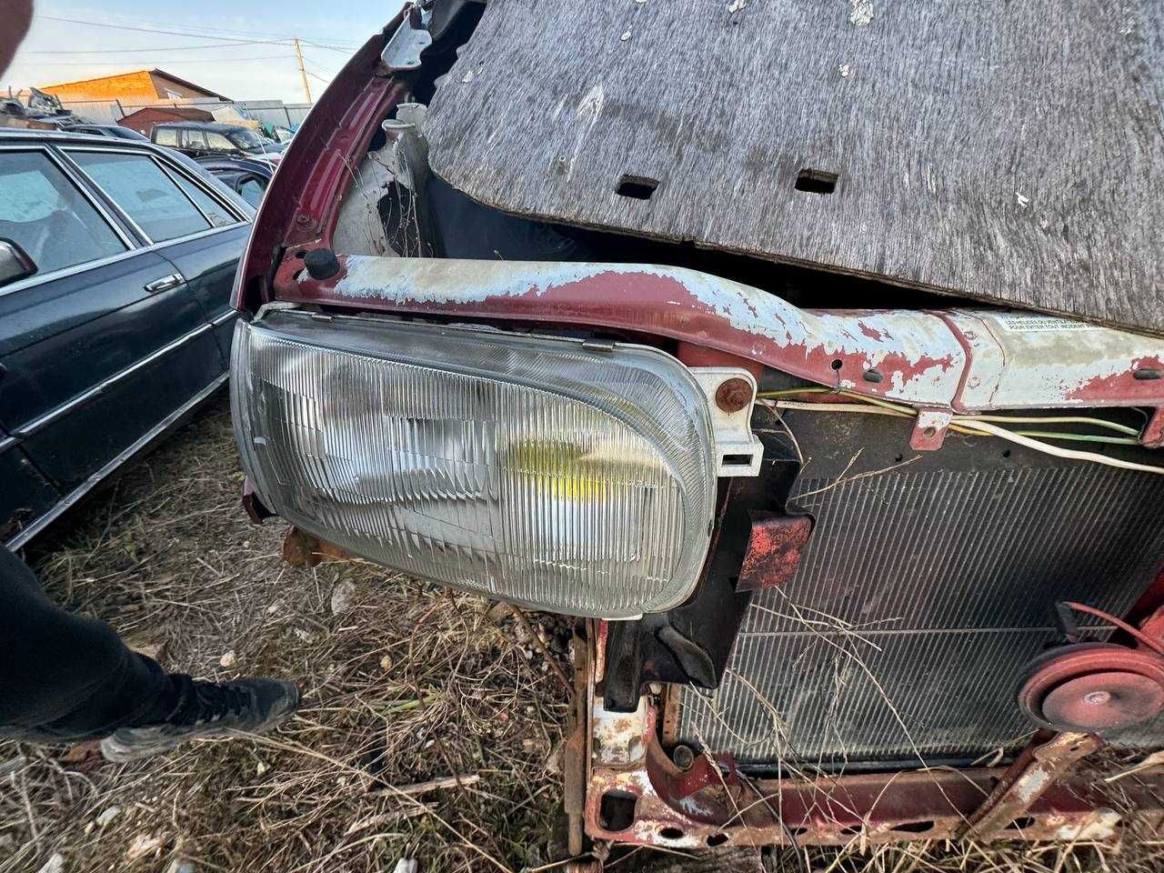 Передні Фари до Nissan Serena (ціна за шт.)