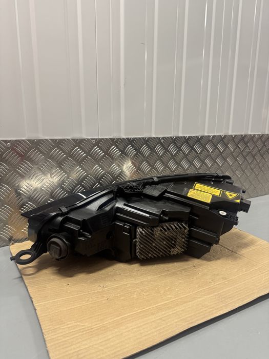 Prawa Lampa AUDI A5 S5 8W LASER LIFT Kompletna USA Reflektor Prawy