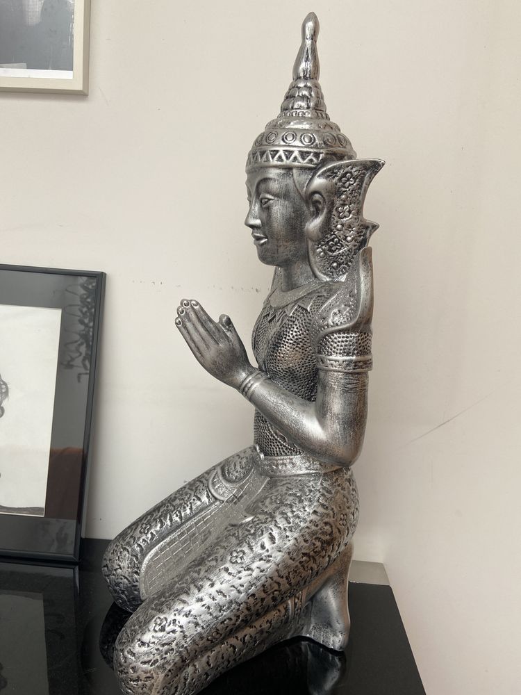 Buda grande em ceramica