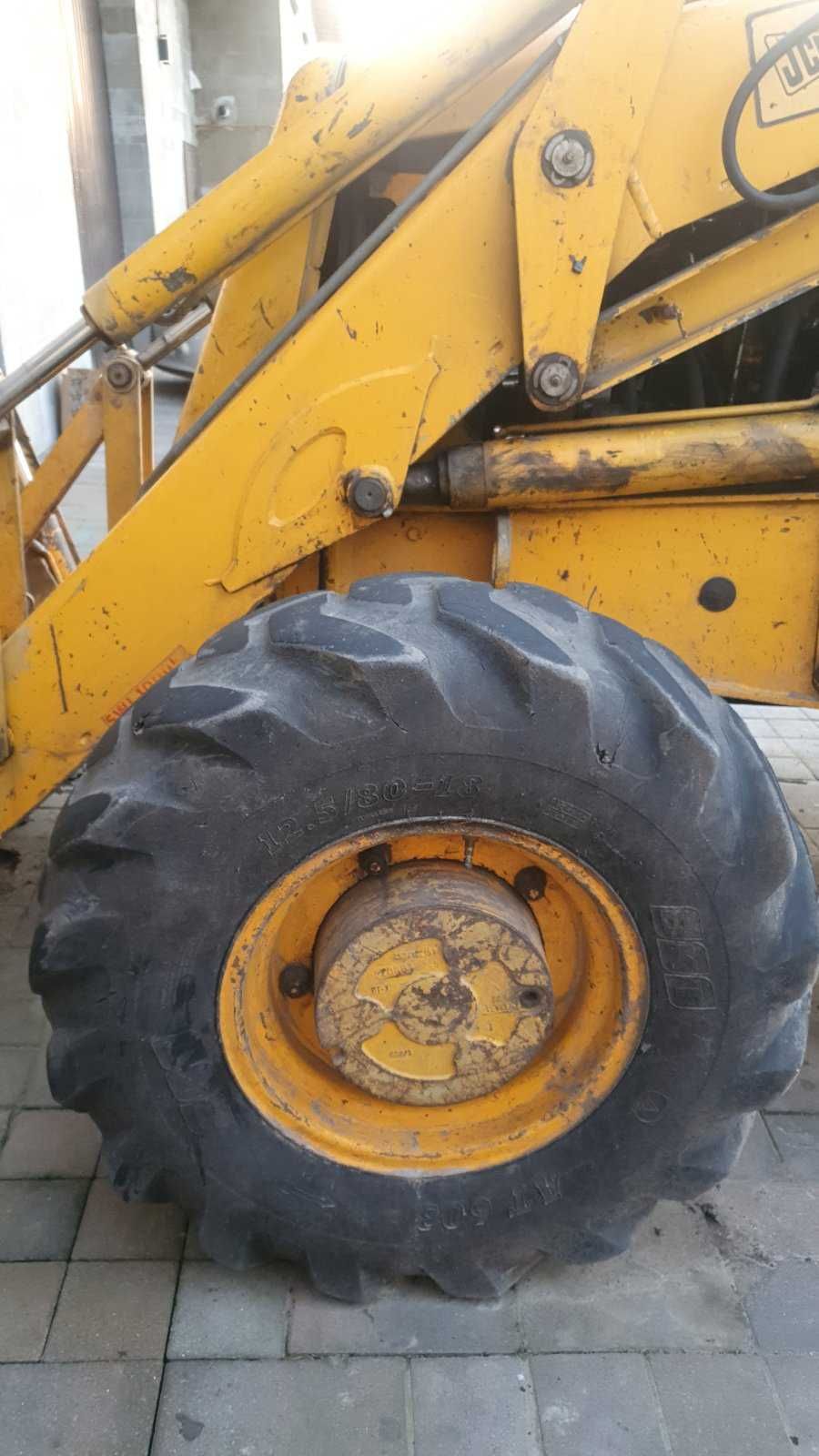 Продам Екскаватор-навантажувач JCB 3CX SM