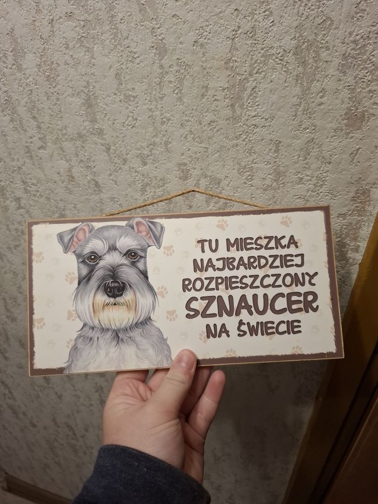Tabliczka Sznaucer drewniana