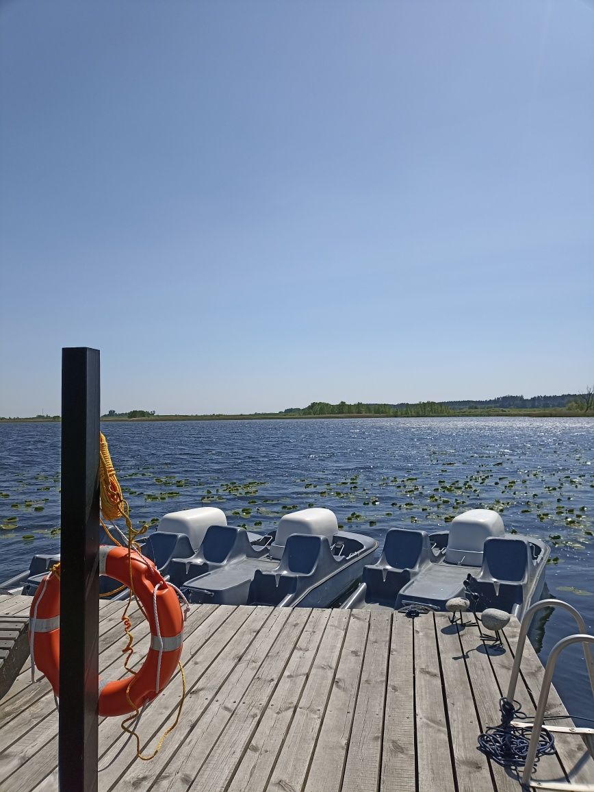 Domek całoroczny domki nad jeziorem pomost basen balia jacuzzi Mazury