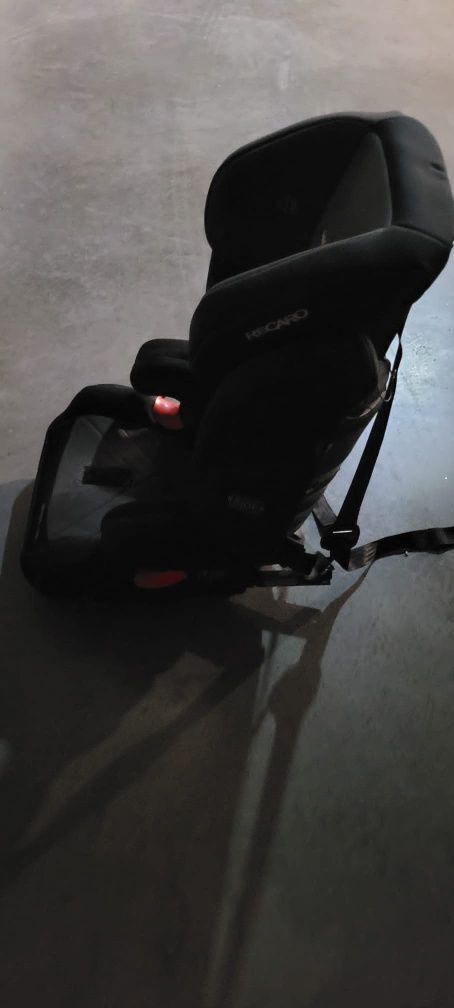Fotelik samochodowy Recaro Monza Nova