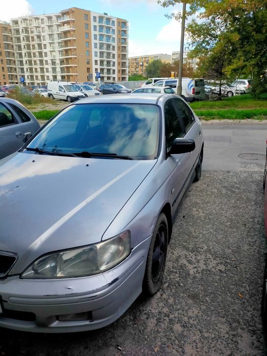 Honda Accord VI uszkodzona