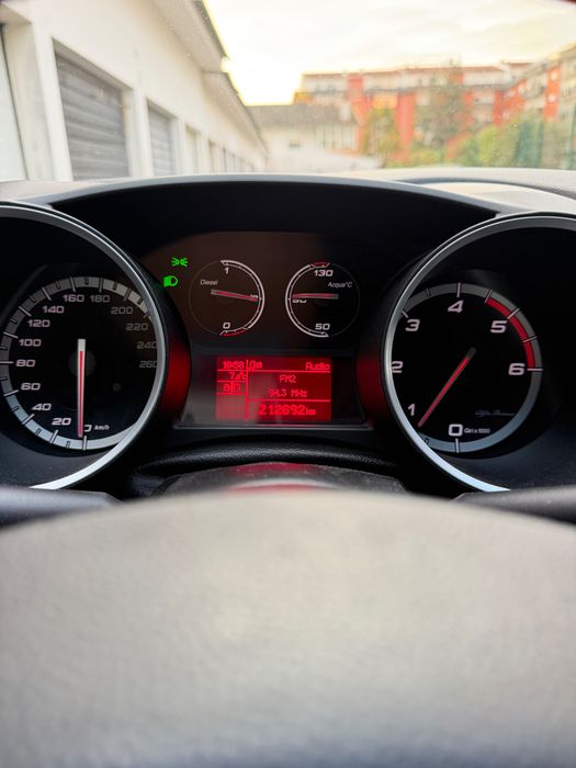 ALFA ROMEU GIULIETTA 1.6 jtdm 16V 105cv