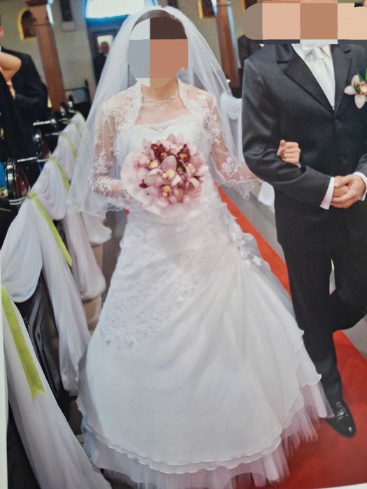 Suknia ślubna biała, bolerko, welon r.36