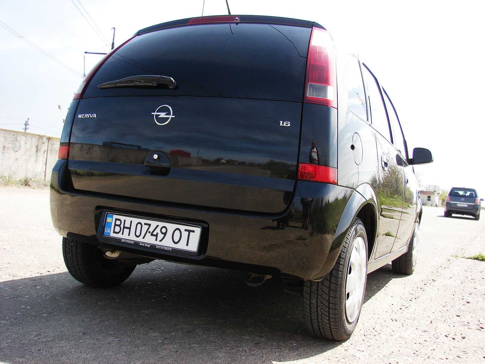 Opel Meriva 1.6 бензин 2005 год (с кондиционером)