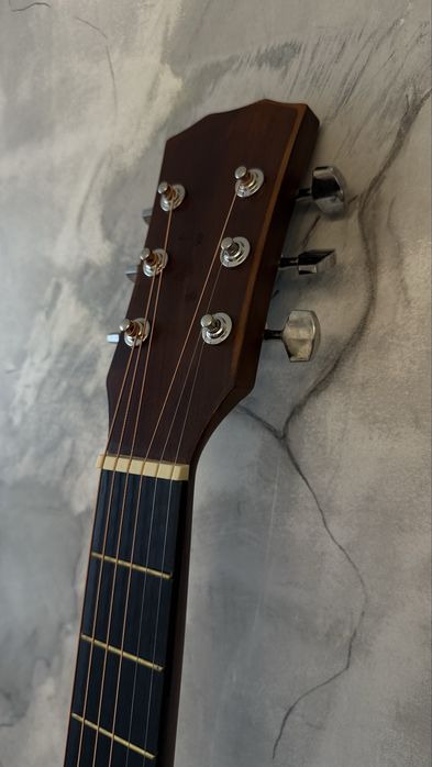 Акустична гітара(коричневий колір)