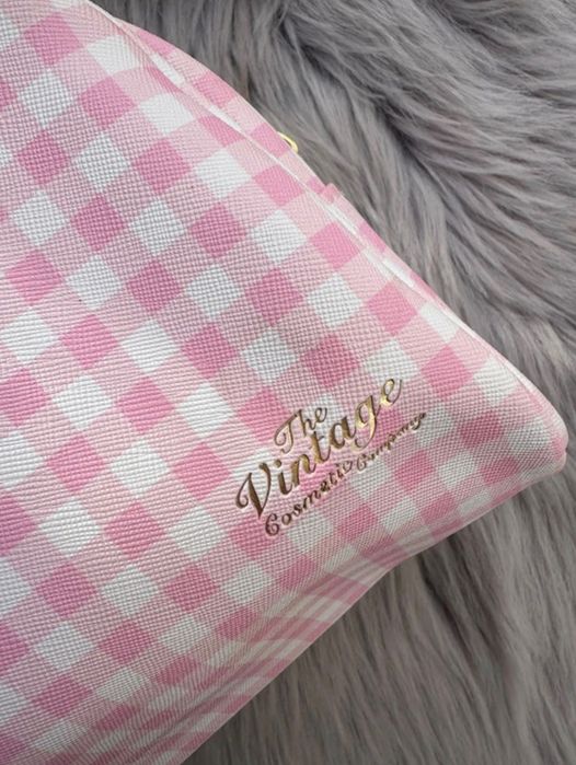 kosmetyczka różowa w kratę the vintage cosmetic użyta raz pojemna