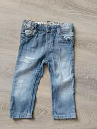 Jeansowe spodnie chłopięce 92