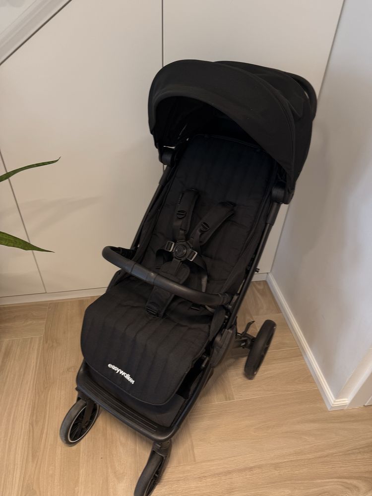 Duży wózek spacerówka Easywalker Jackey2 XL czarny