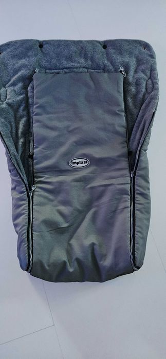 Polarowy śpiworek do wózka