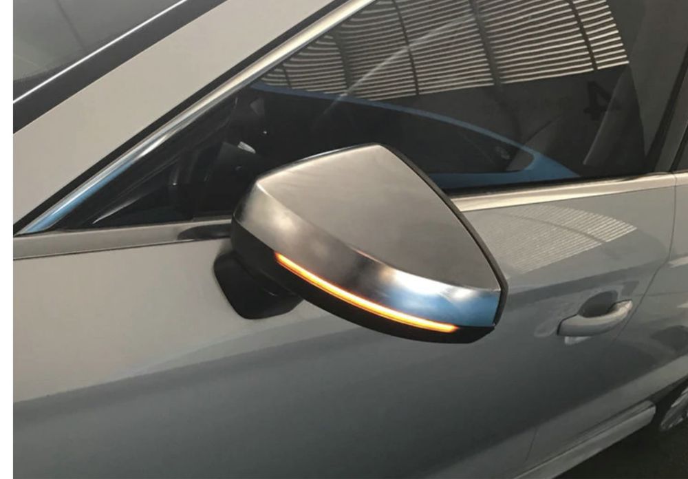 Покажчики поворотов в дзеркала заднього виду Audi A3 8V (2013-2018)