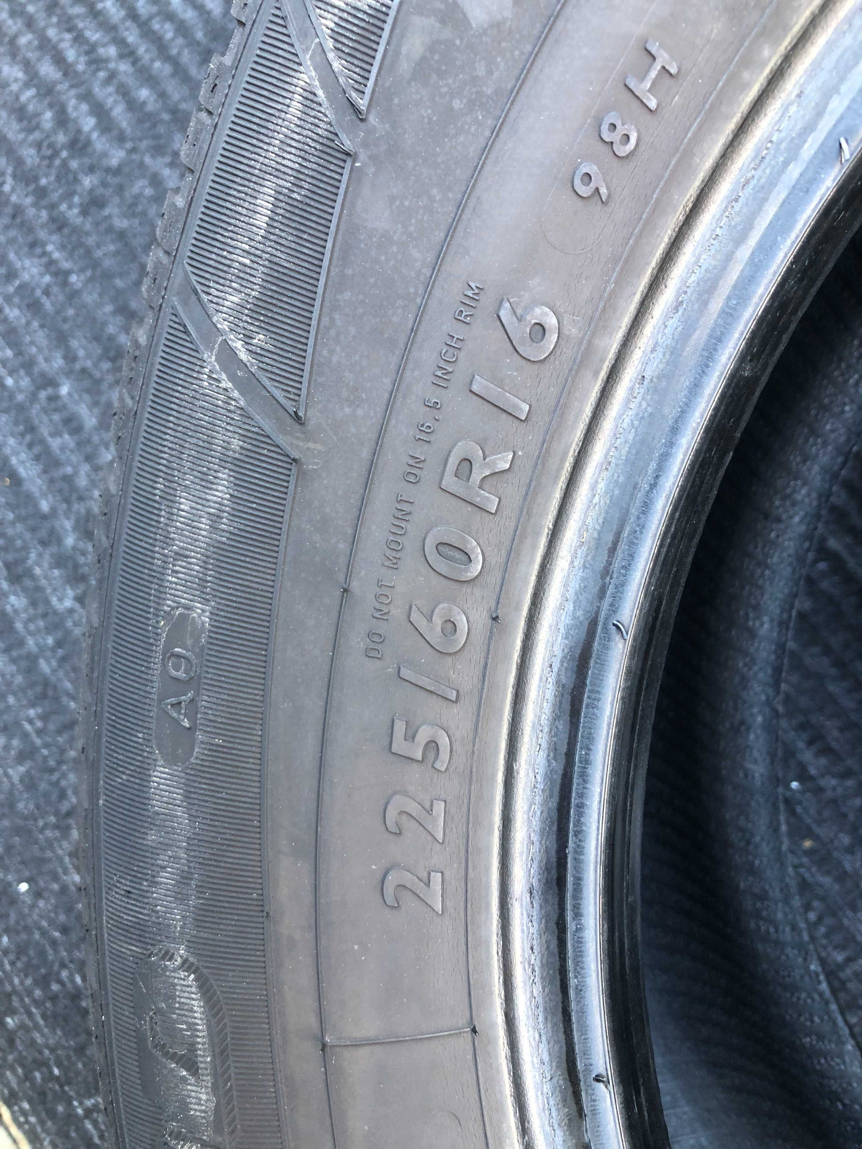 225/60 R16 Dunlop