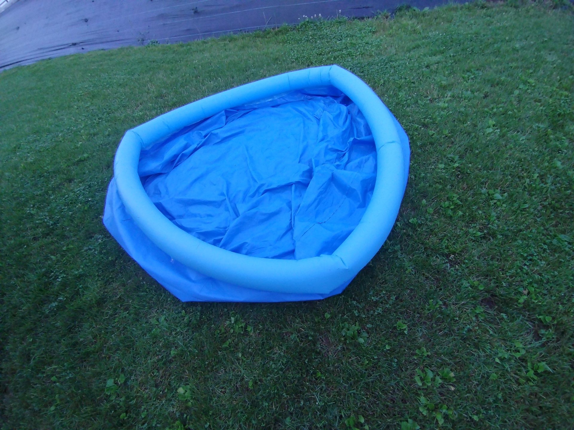 Basen pompowany z Pompą 2 kubiki 2.4metra 50cm