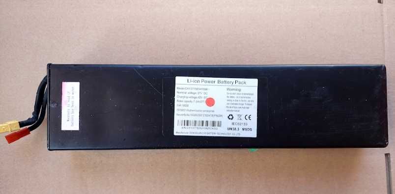 Bateria do hulajnogi elektrycznej Jetech 36v 7,5Ah 2szt