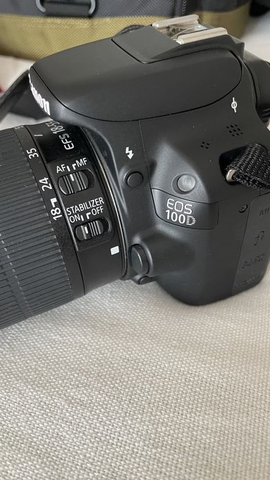 Câmara Fotográfica Canon EOS 100D + Objectiva EFS 18-55mm