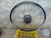 Roda traseira 29 semi-nova