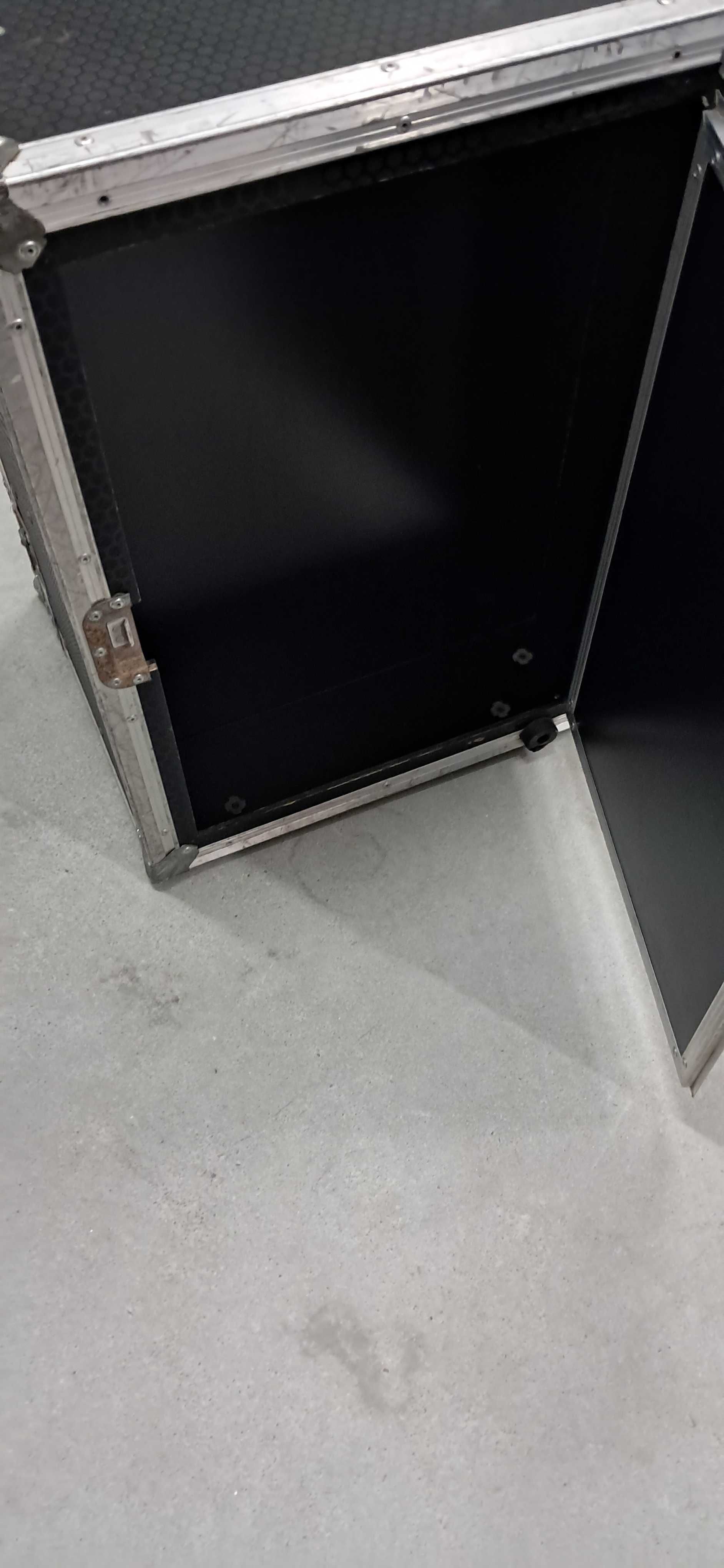 QUADRO ELÉCTRICO TRIFÁSICO 63A (usado)