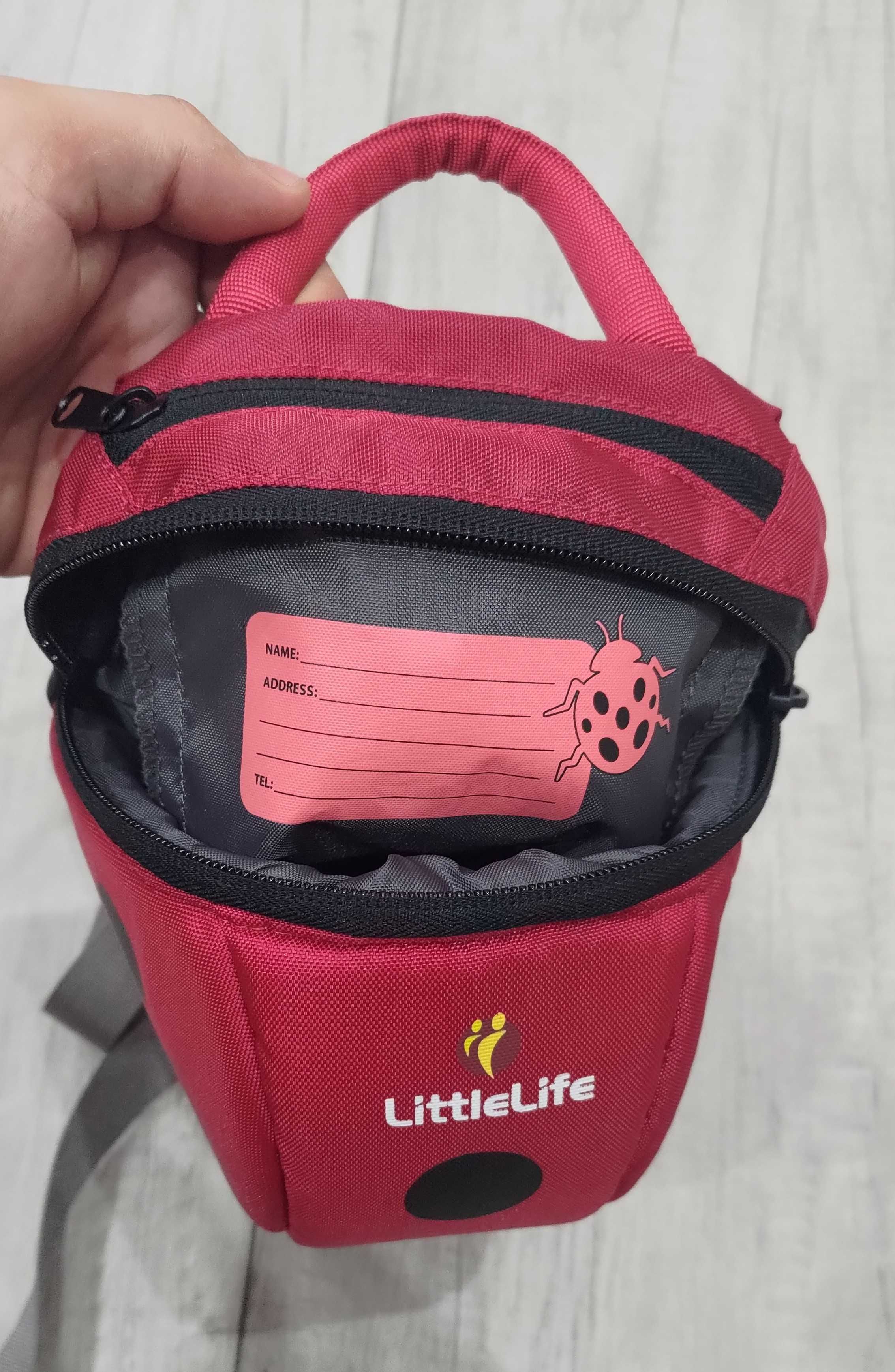 plecak biedronka Little Life dla dziecka smycz kaptur