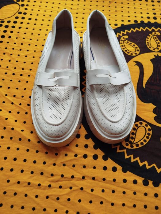 Туфлі лофери39 стан нових