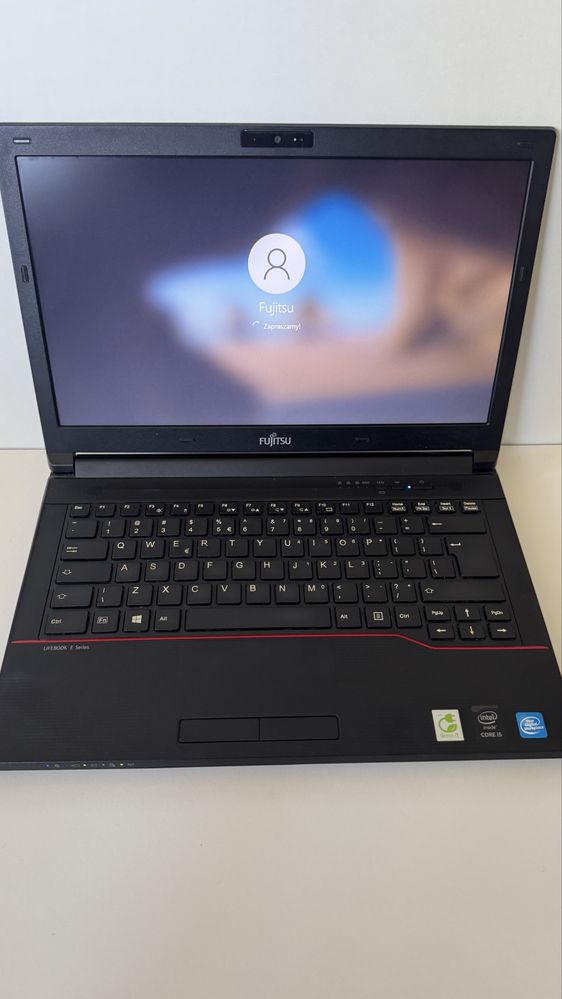 Fujitsu e744 i5 8gb 256ssd 14 mat wifi usb 3.0 Windows 10/11