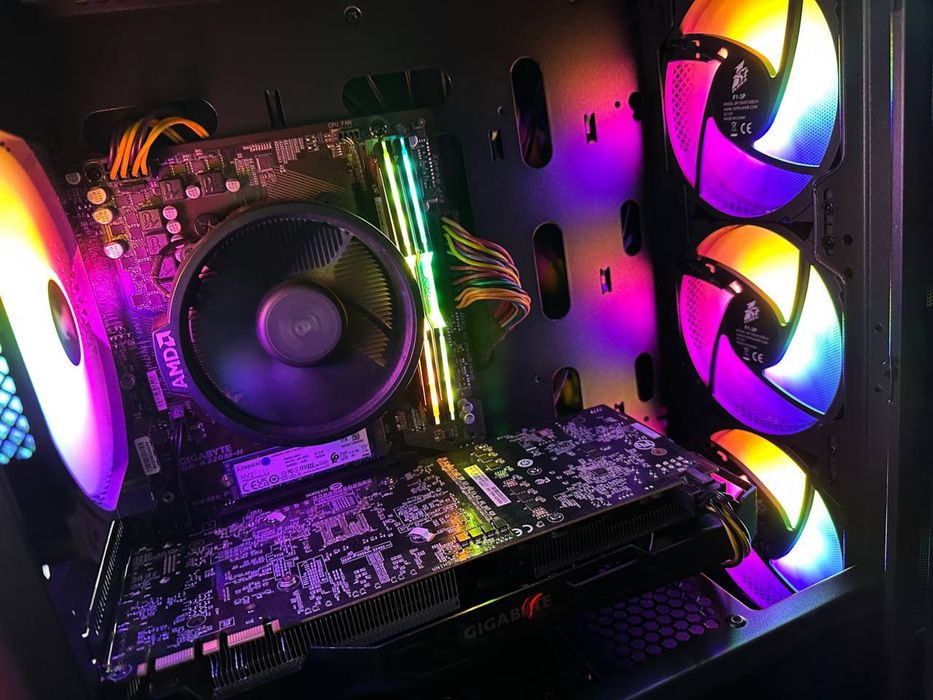 Компьютер + монитор MSI MAG24C