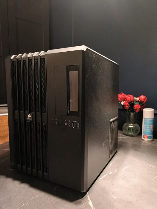 Komputer stacjonarny gamingowy