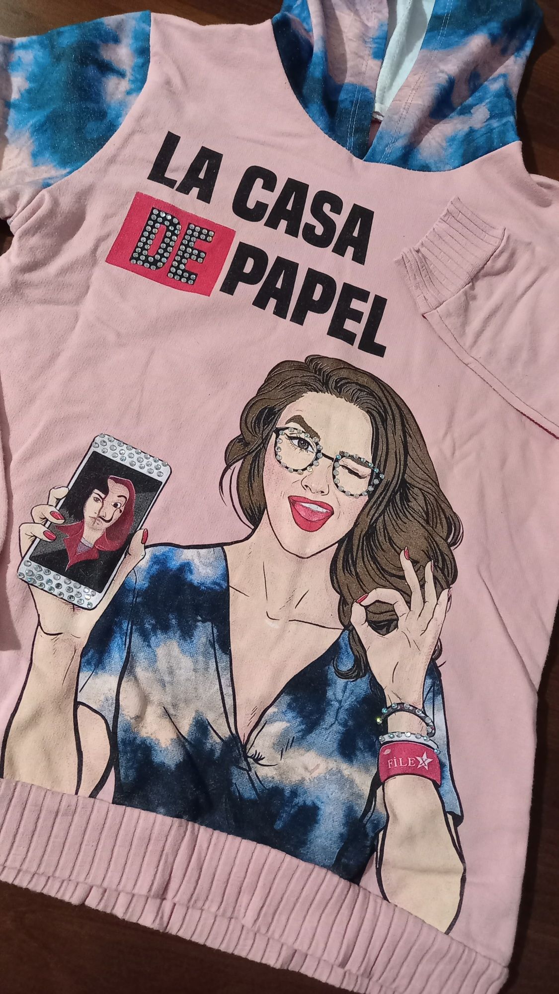 Bluza z motywem "Dom z papieru"