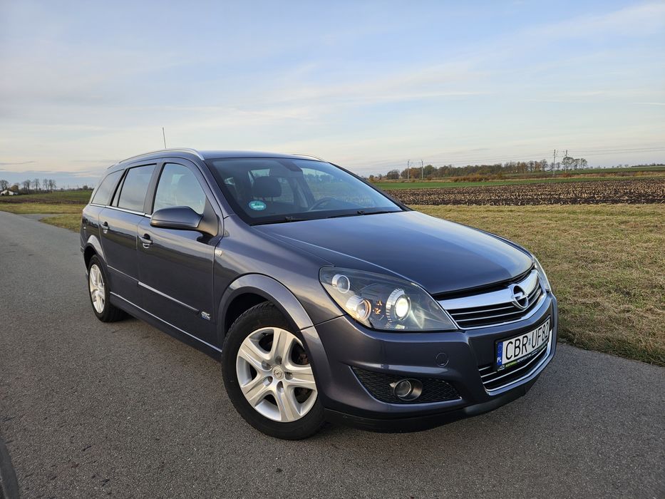 Opel Astra H Lift 1.6 Benzyna OPC Bi-xenon