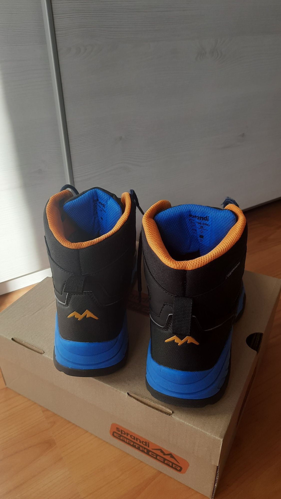 Buty zimowe chlopięce roz.39 wodoodporne