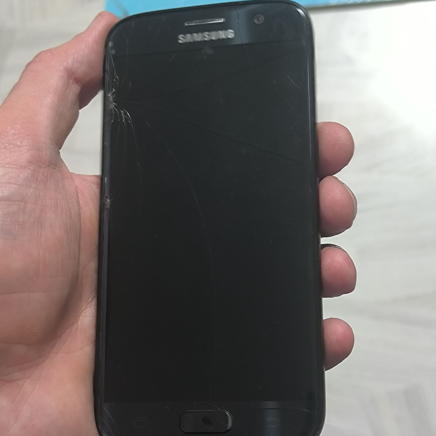Samsung Galaxy S7 SM-G930F 32Gb Black (1 sim) бито стекло