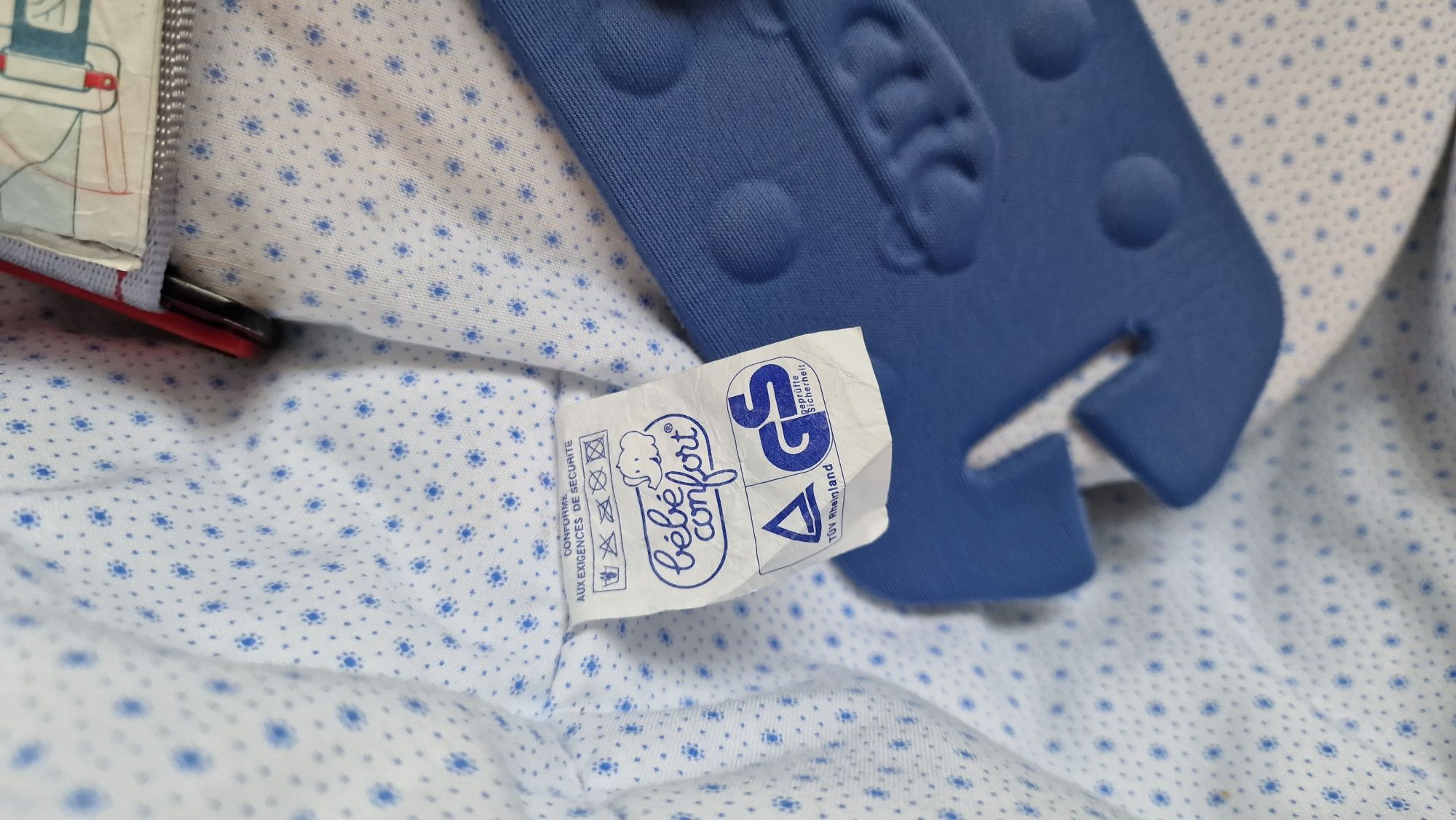 Alcofa bebé para carro marca Baby Confort