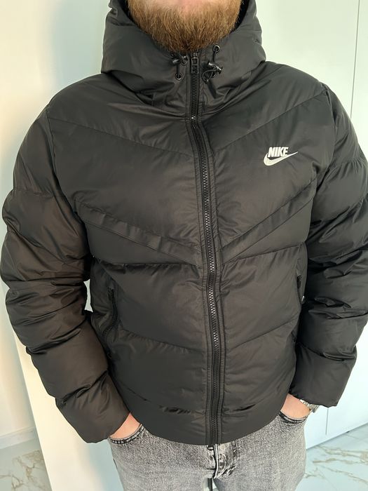 Продам куртку оригінальна Nike 5000